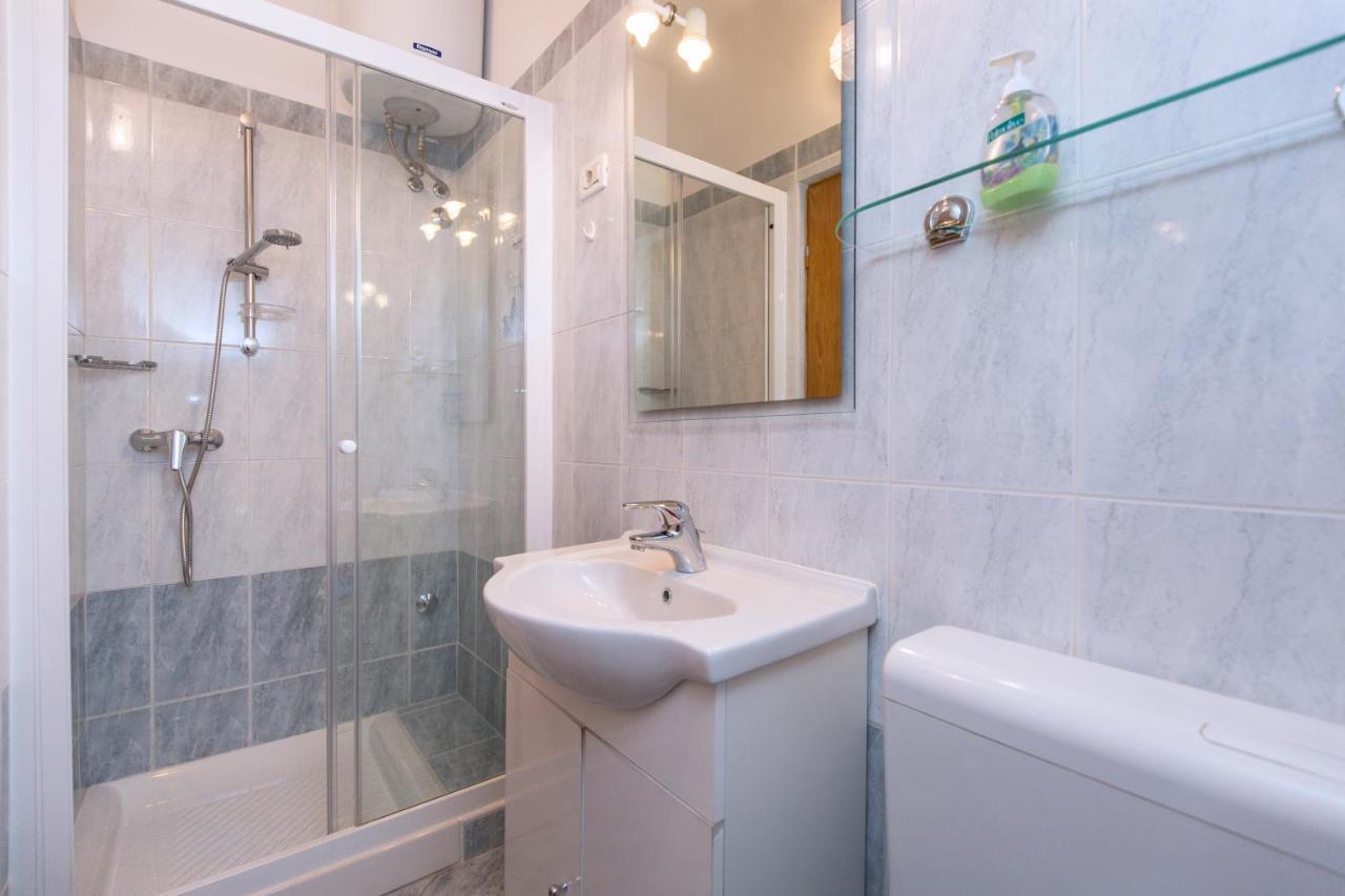 Relax Ravni Apartment Ngoại thất bức ảnh